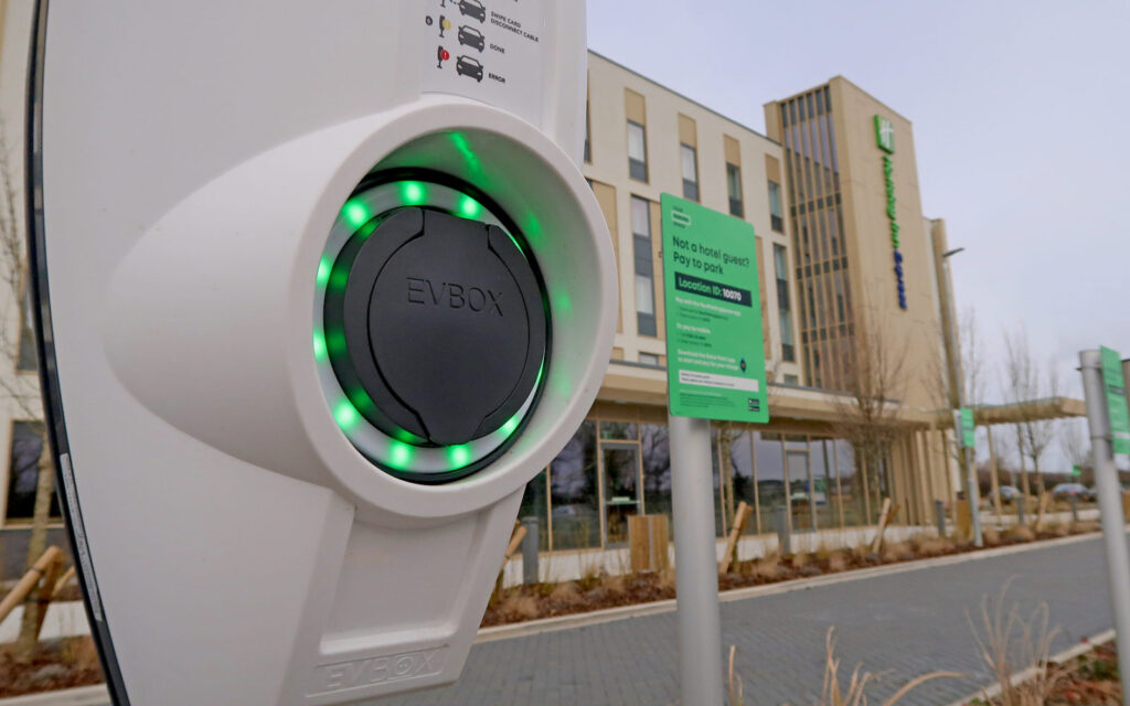 Holiday-Inn-Express-Bicester-chargers EVBox